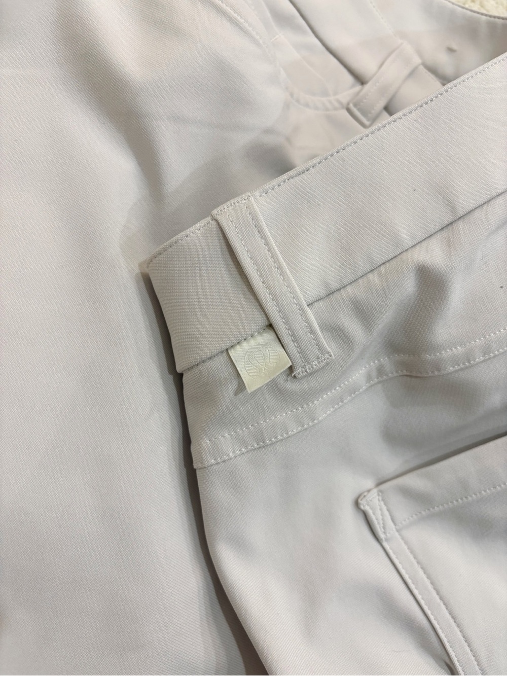 Lululemon Men’s ABC Classic-Fit Pant Warpstreme- Bone 36x32” - Picture 4 of 9
